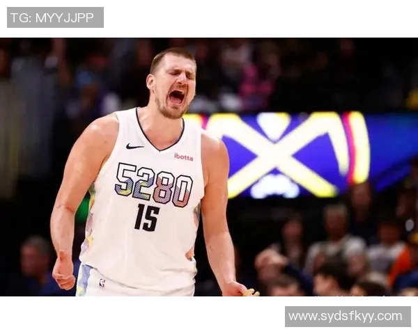 约基奇三节狂砍28分12板13助率队轻松取胜展现全能表现