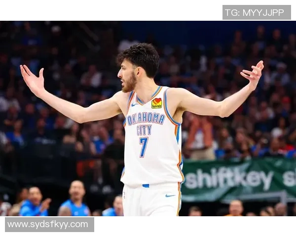 哈滕差1板创下30分20板神迹内线霸主被后卫打破一人渐渐淡出联盟