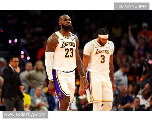 浓眉复出前景堪忧队内分歧加剧老板开始质疑其能否回归