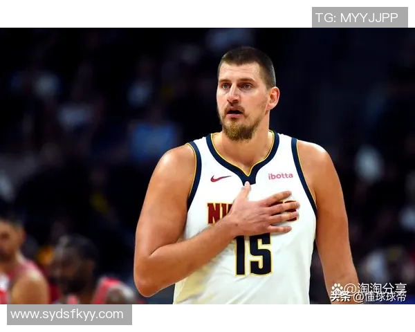 约基奇单月场均32分117篮板11助攻追平威少大O成就但皆在十月之中