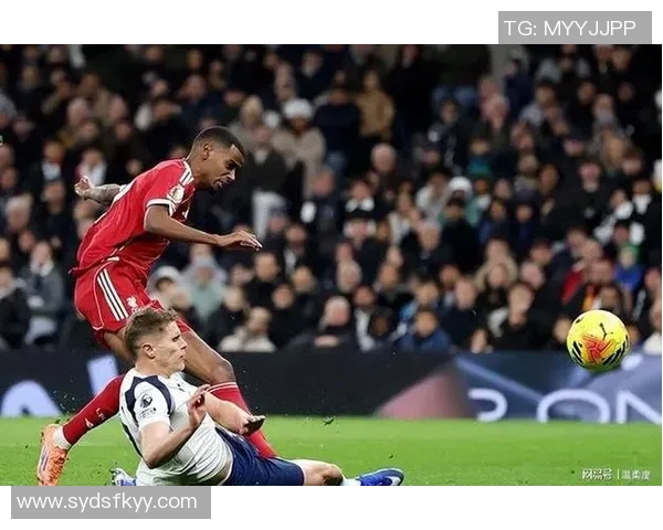 罗马与齐尔克泽和曼联保持沟通转会成败取决于卡里克