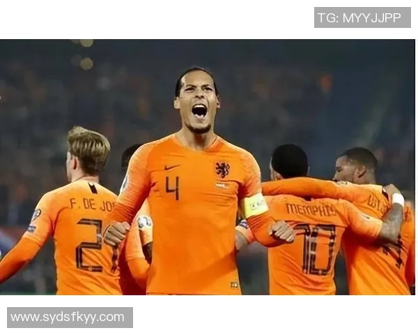 那不勒斯冬季追逐费耶诺德中场廷伯合同将于明夏到期